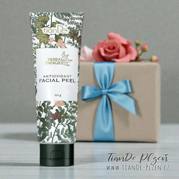 Dárek k nákupu nad 3500Kč - Antioxidační pleťový peeling Herbal Energies